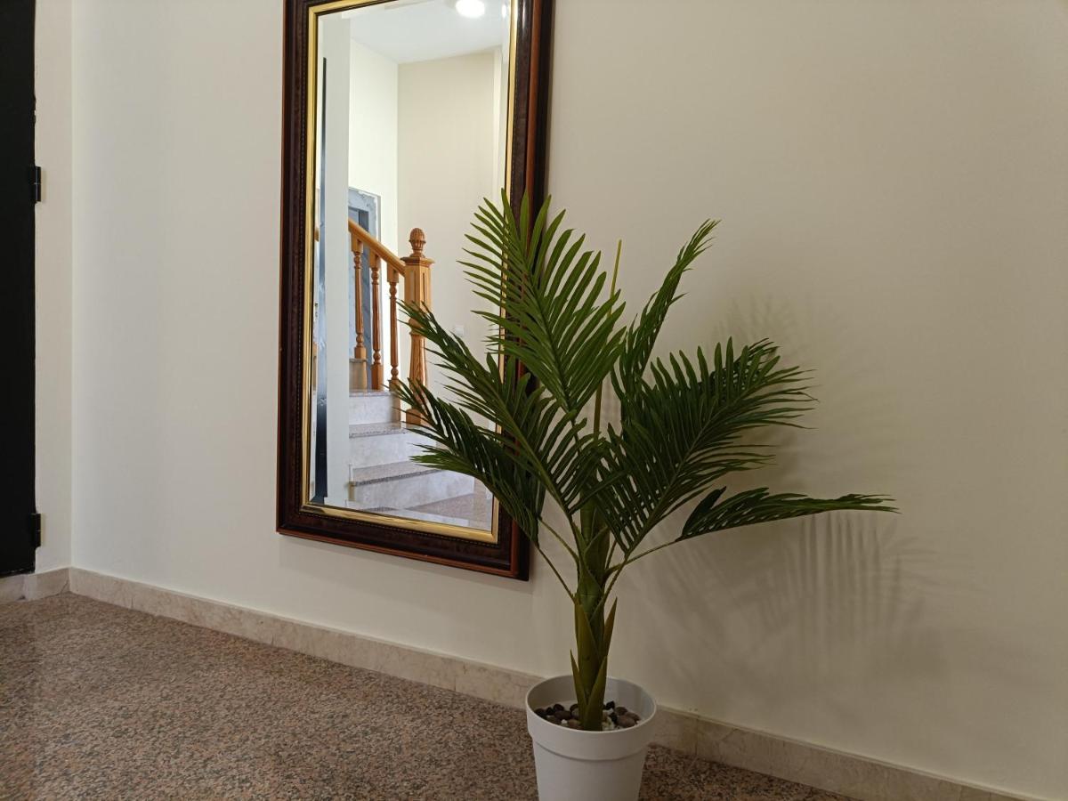 Apartamento Happy Street Socuéllamos Esterno foto